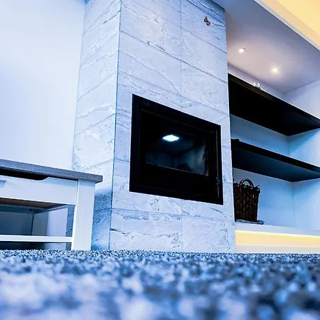 Villa In Albufeira With Private Swimming Pool For 8 People فيلة *