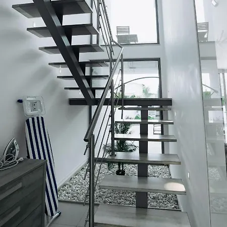 Villa In Albufeira With Private Swimming Pool For 8 People *