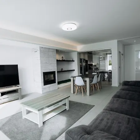 Villa In Albufeira With Private Swimming Pool For 8 People * البوفيرا
