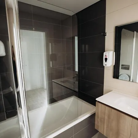 Villa In Albufeira With Private Swimming Pool For 8 People * Albufeira